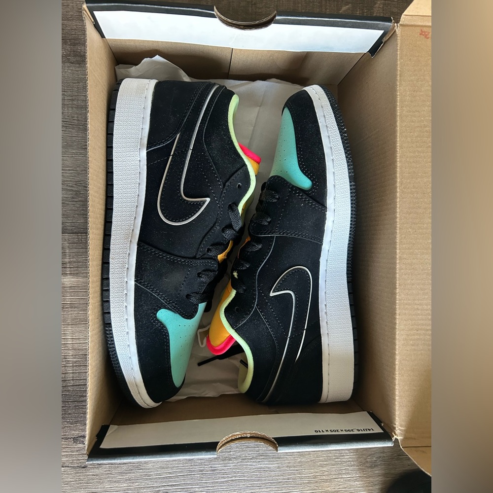 Air Jordan 1 low